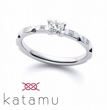 カタムの婚約指輪
