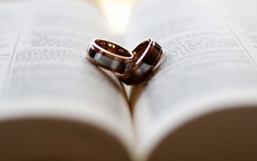 結婚指輪の買い替えはOK？ふさわしい時期と理由とは？