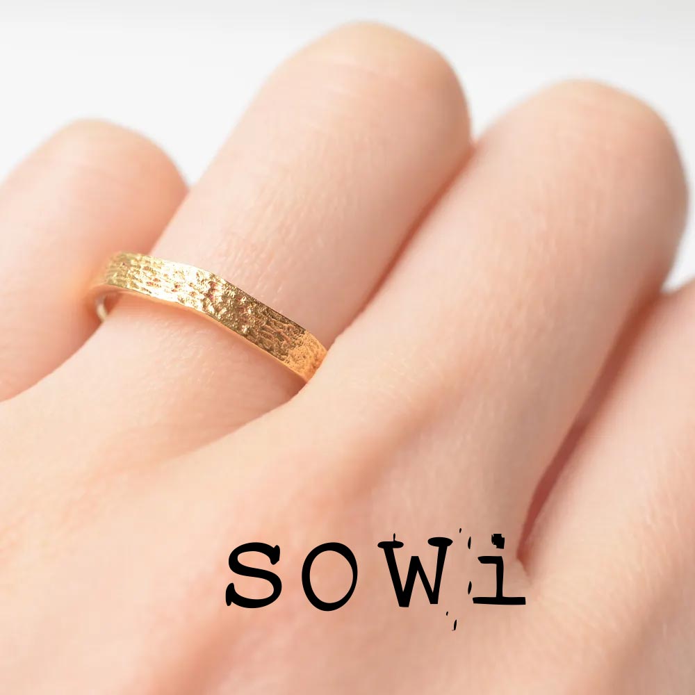 ソーイの結婚指輪と婚約指輪