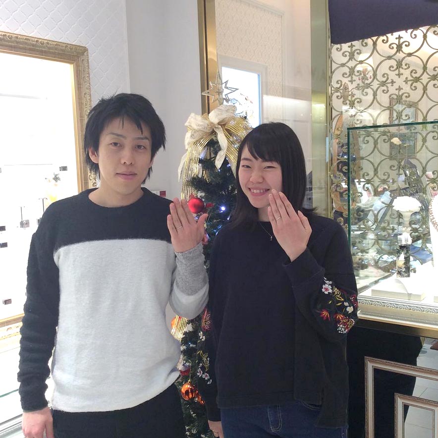 結婚指輪ご成約のお客様　M&R様ご夫妻