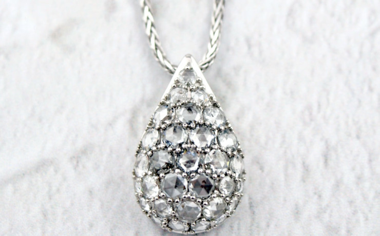 ダイヤモンドの指輪